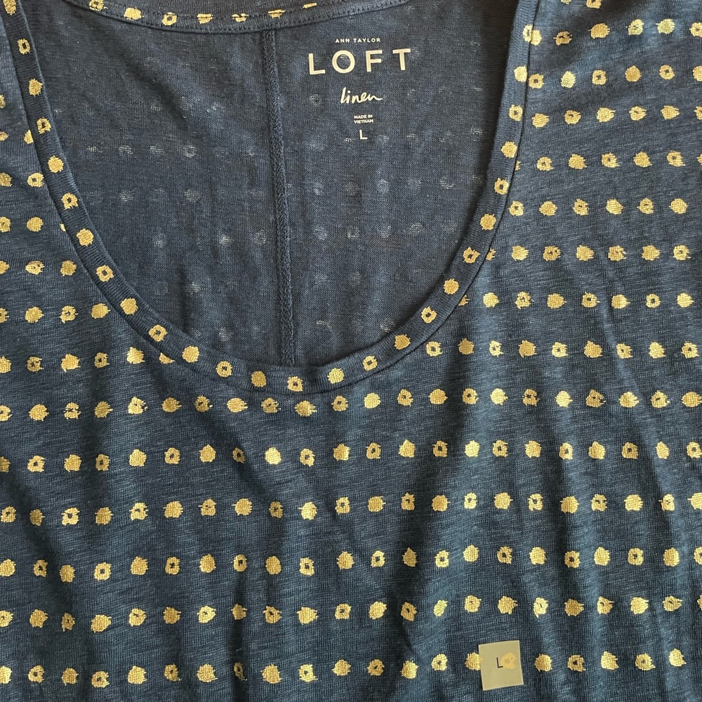 SOLD NWT loft top